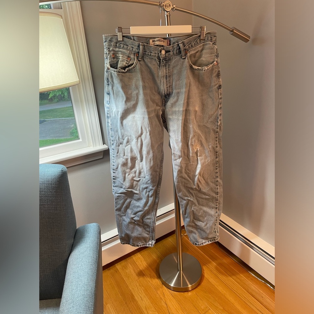 Vintage levis; relaxed fit 550s